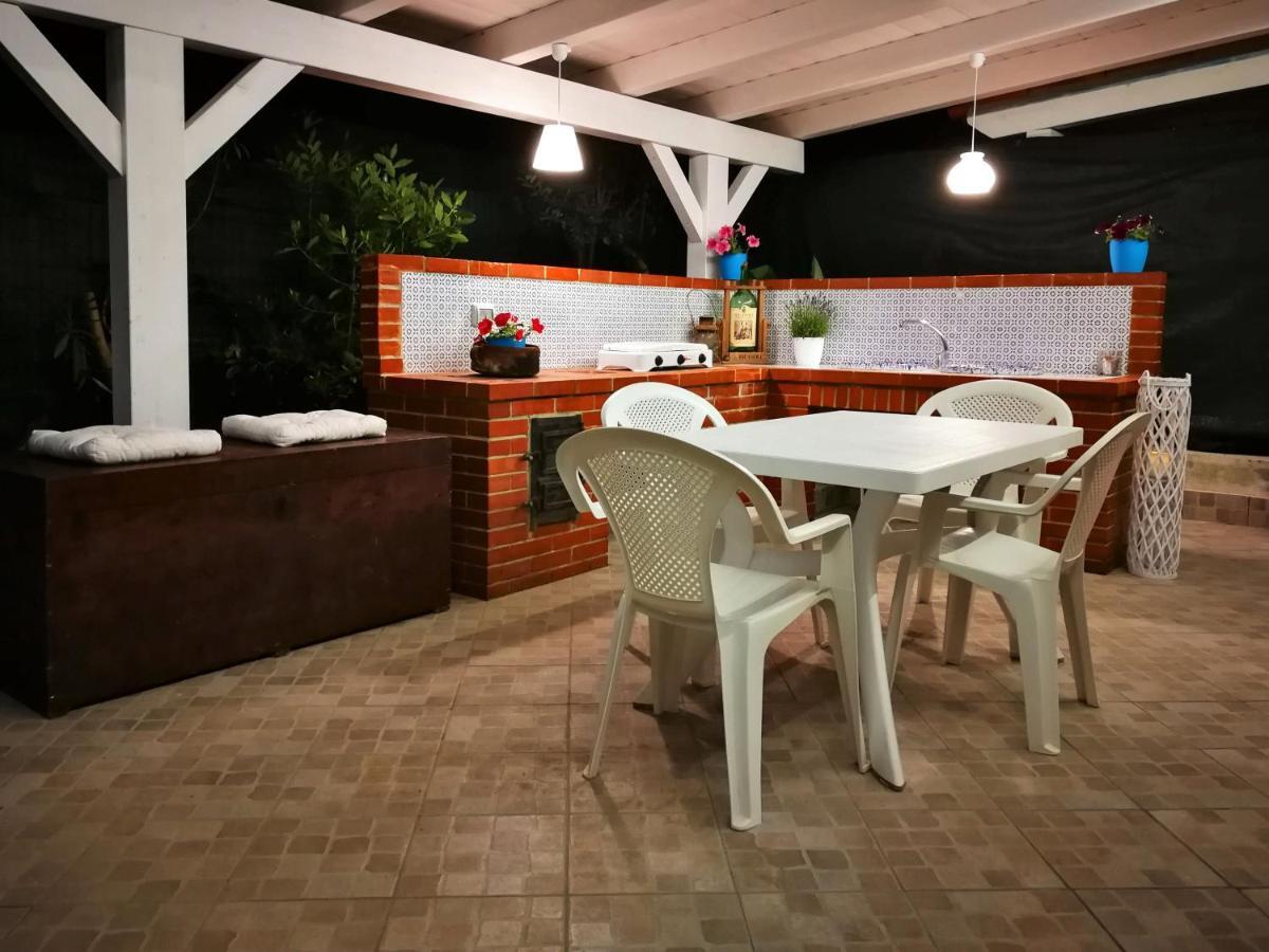 Villa La Plaja Чефалу Екстериор снимка